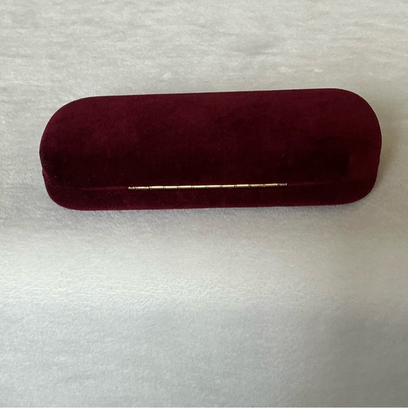 GUCCI VELVET SUNGLASSES CASE - Picture 9 of 10